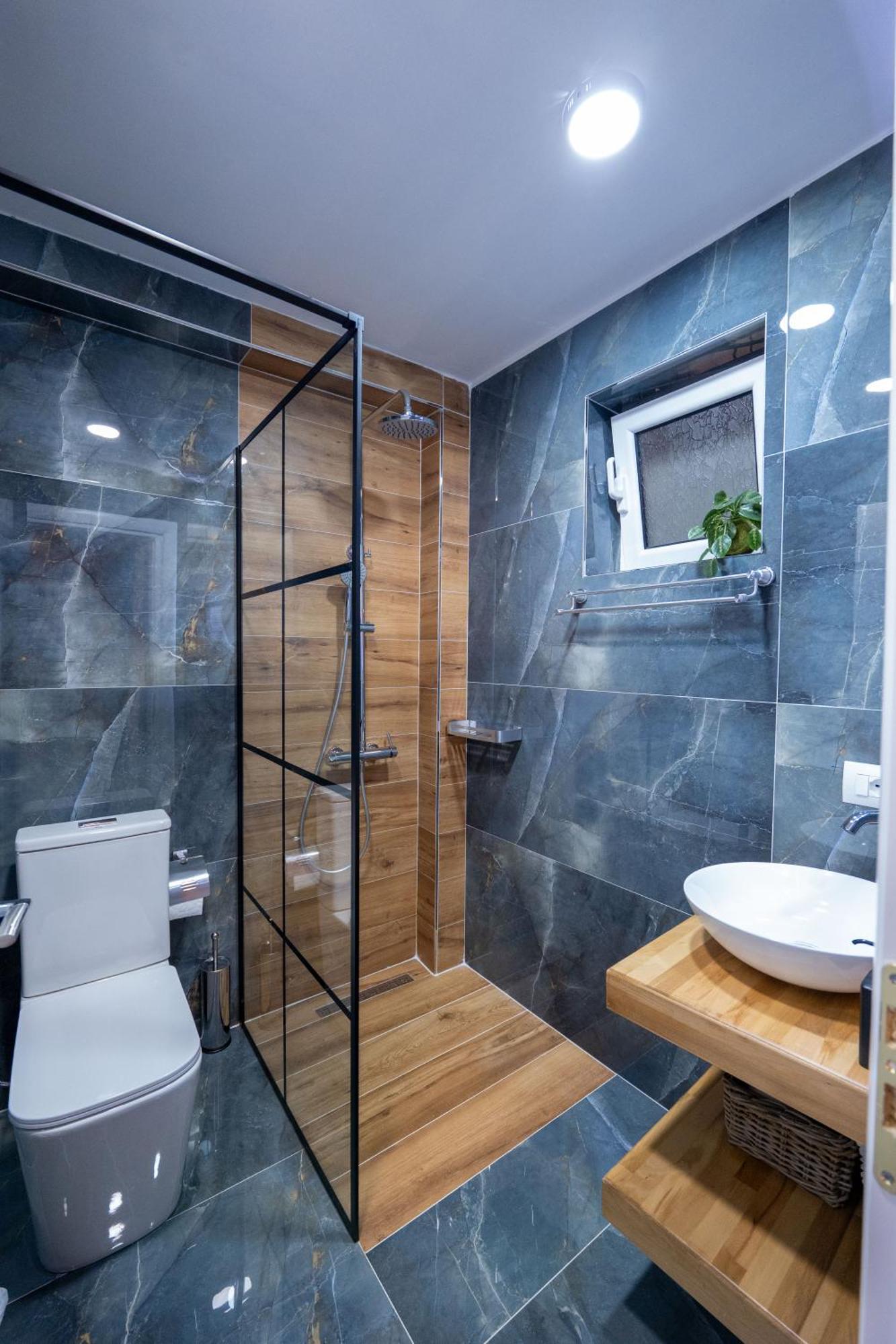 Crown Hf Apartment *