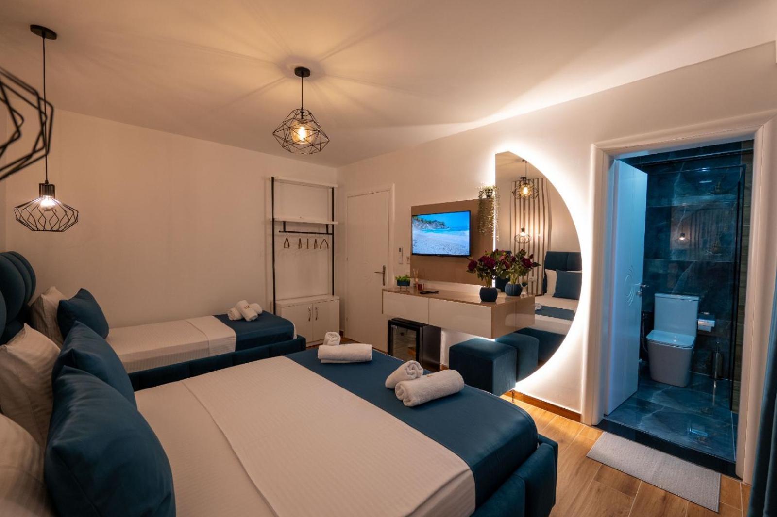 Crown Hf Apartment Ksamil